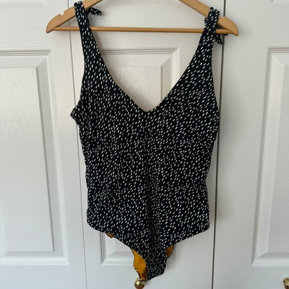 Far West Women's One Piece Swim Suit Black Print M BNWT - Picture 1 of 6
